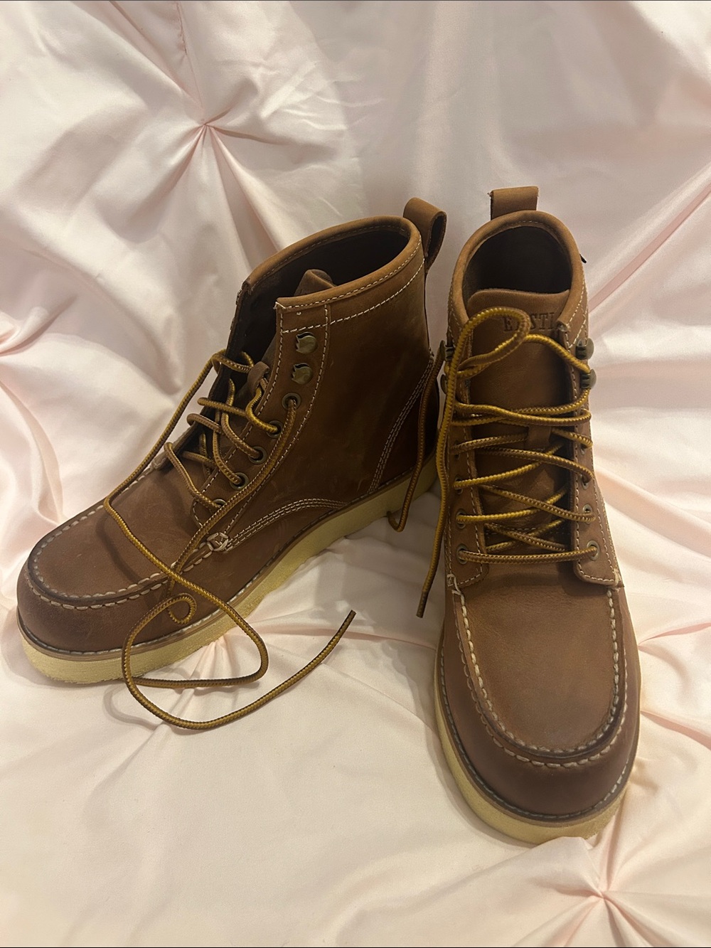 Women’s boots (Eastland)